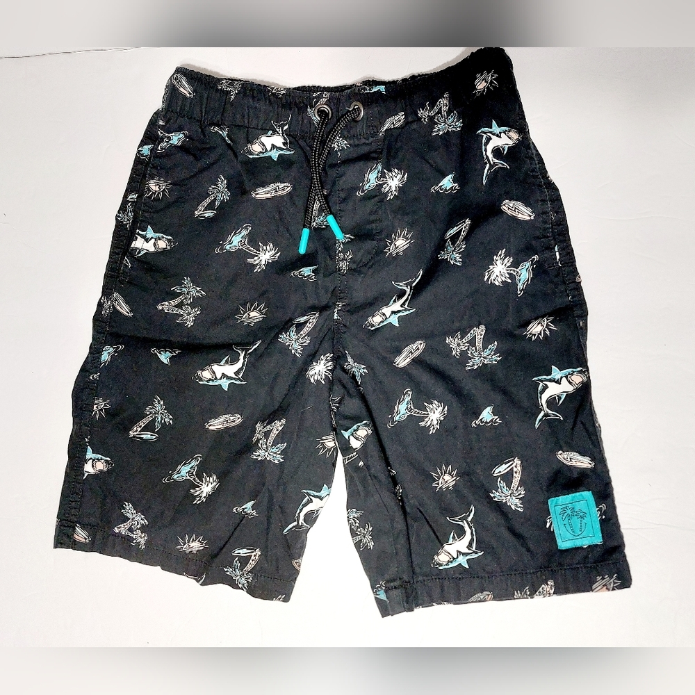 Black Shark and Palm tree Shorts Boys Size 10